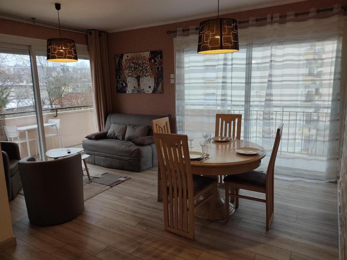 Charmant Appartement Au Bord Du Thiou - Annecy Bagian luar foto